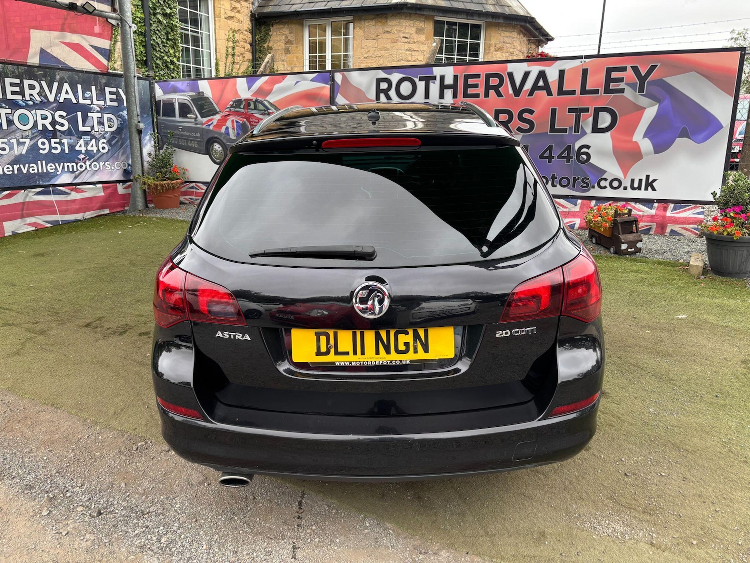 Vehicle 5