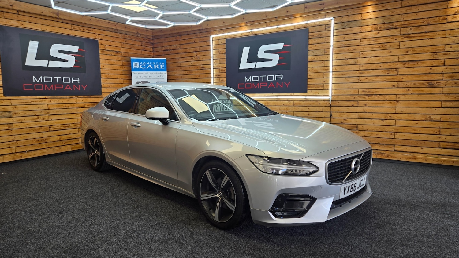 Used Volvo S90 2018 for sale - 77973047: Photo 2