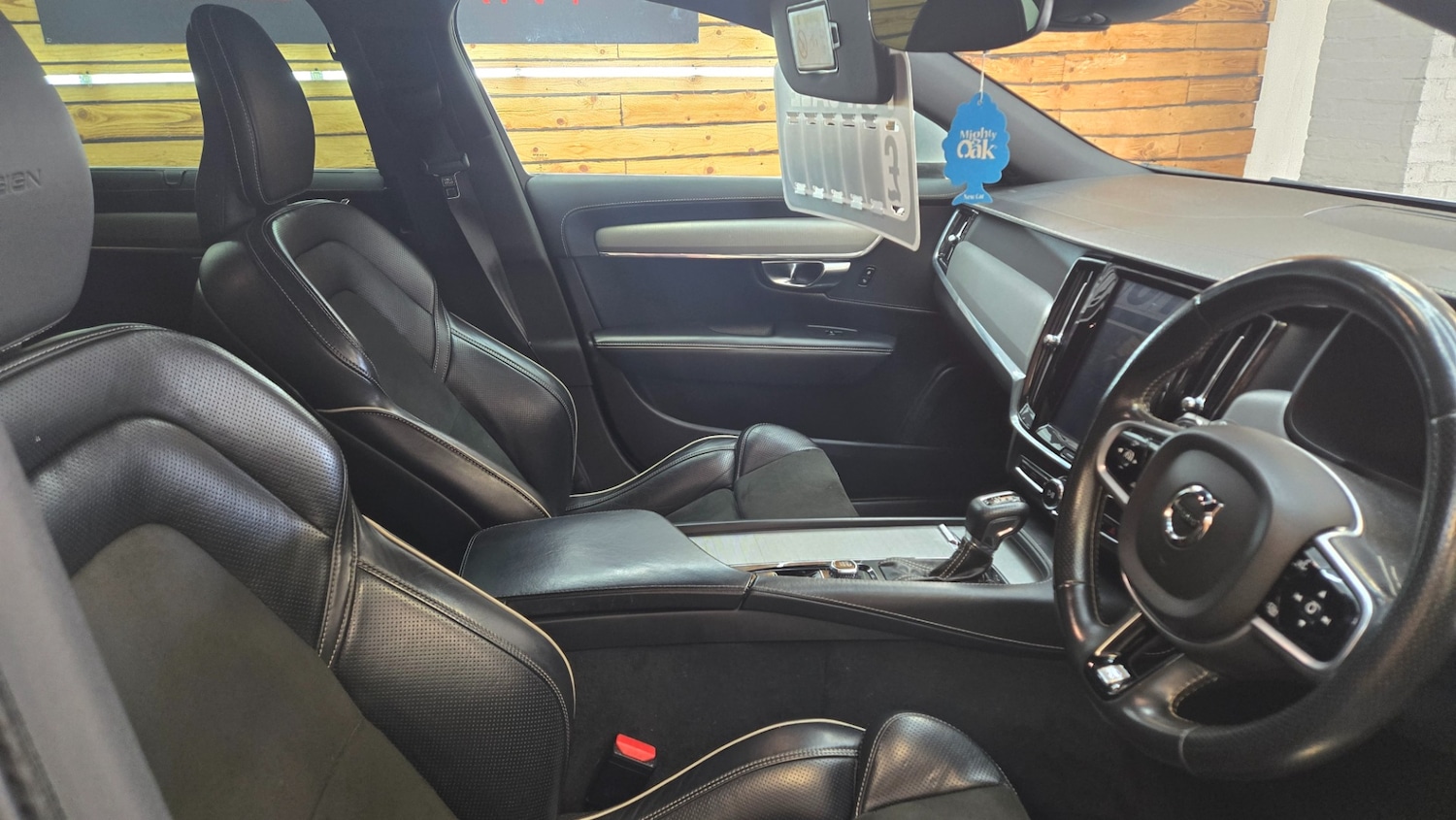 Used Volvo S90 2018 for sale - 77973047: Photo 8