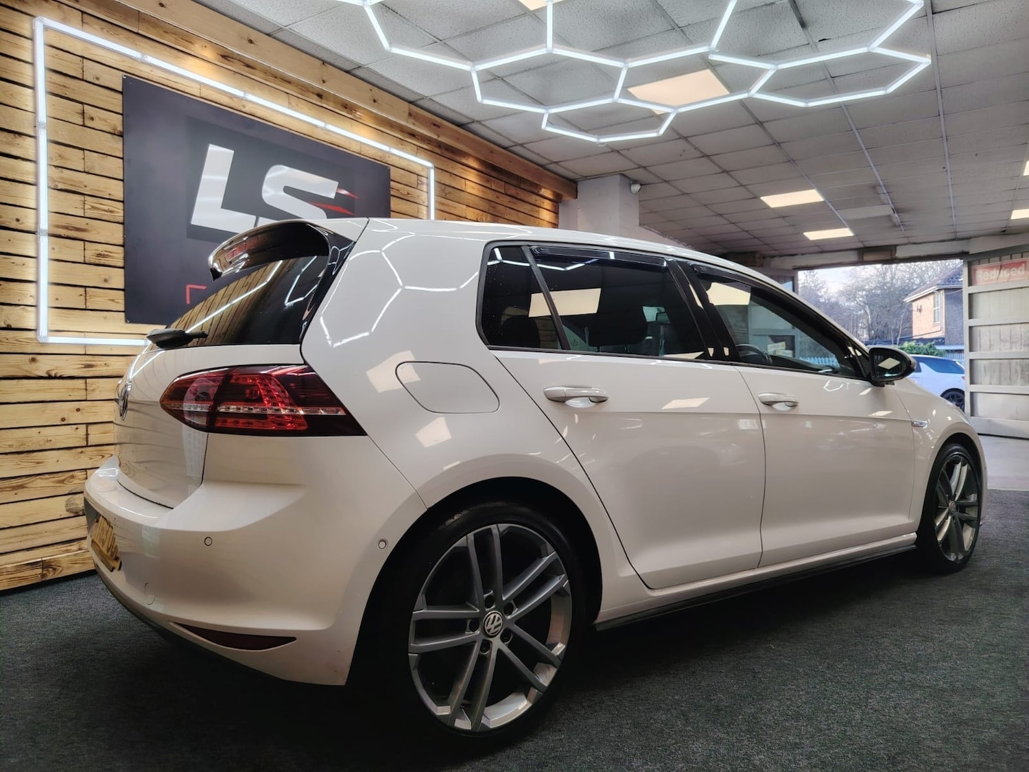 Used Volkswagen Golf 2013 for sale - 77228386: Photo 7