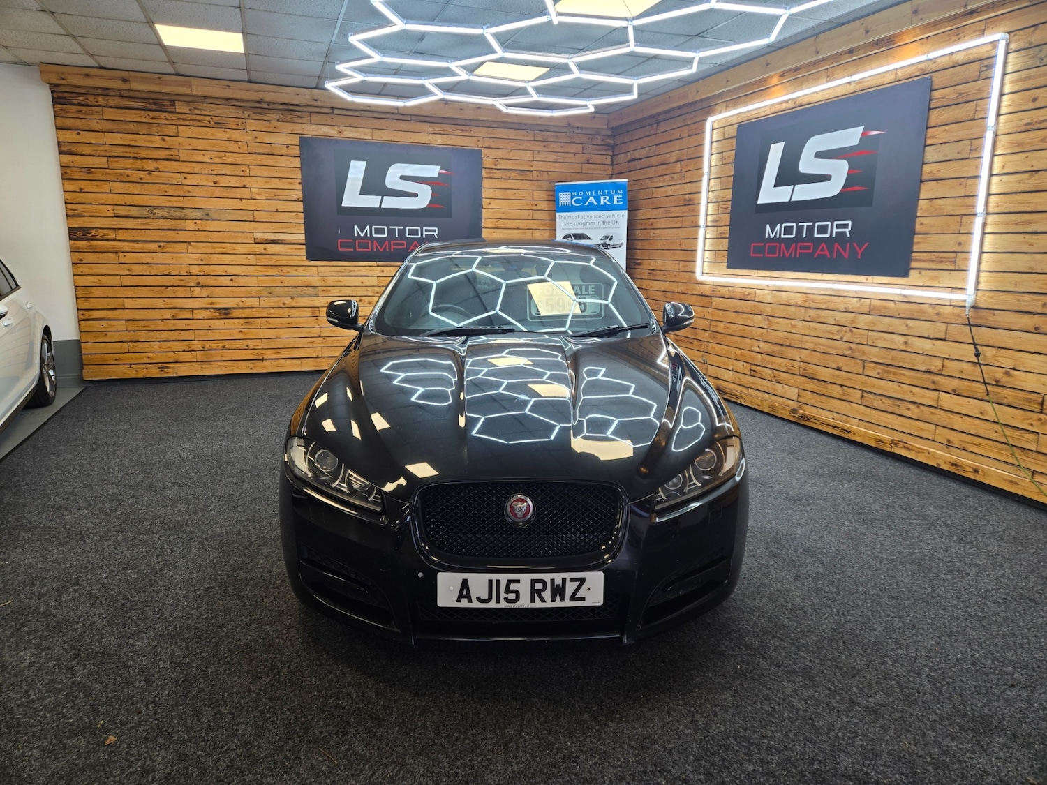 Used Jaguar XF 2015 for sale - 77669242: Photo 5