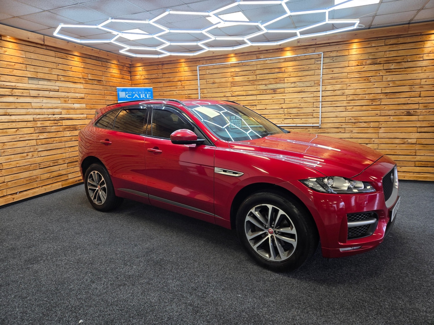 Used Jaguar F-Pace 2017 for sale - 77054673: Photo 3