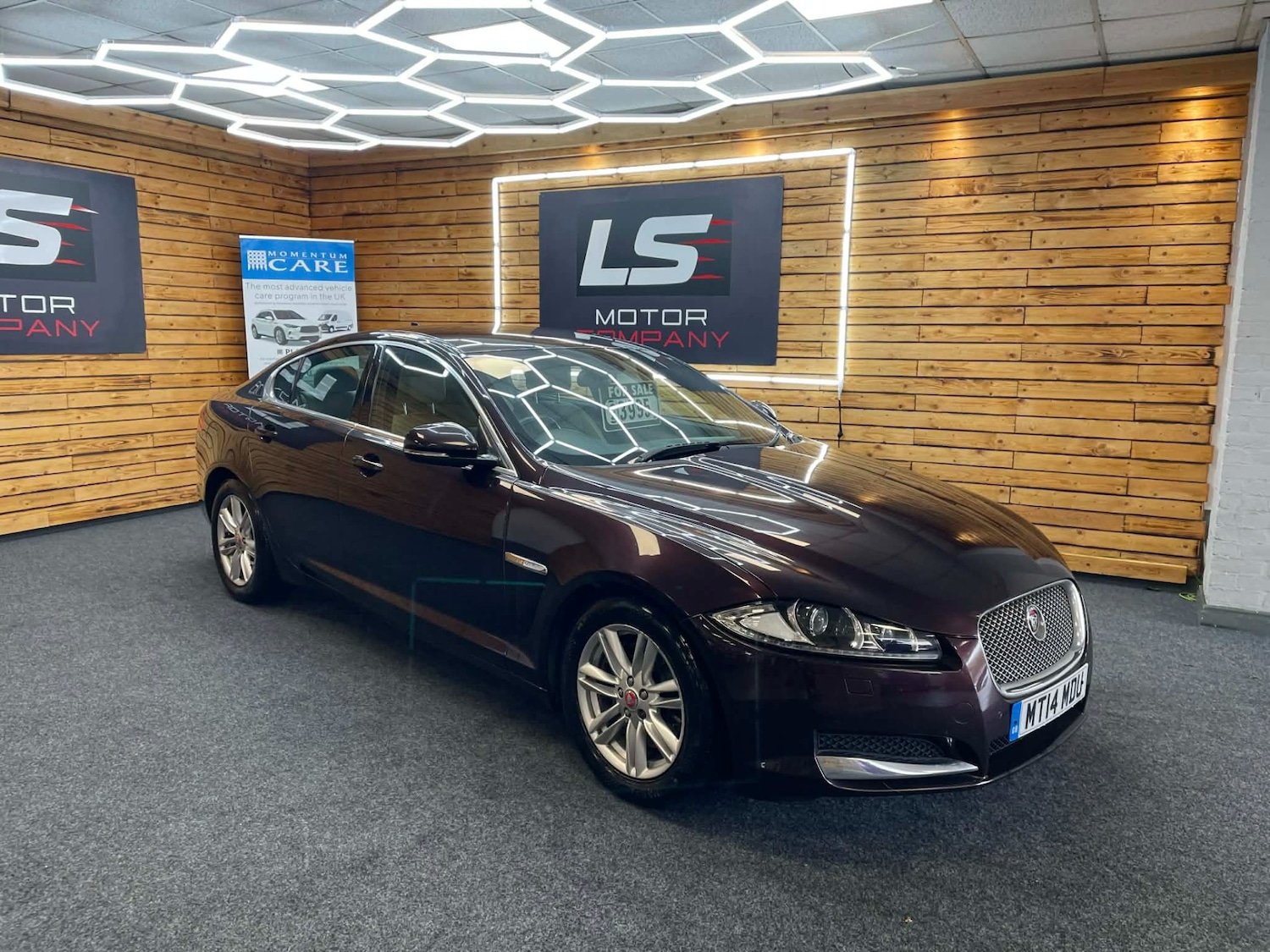Used Jaguar XF 2014 for sale - 78175468: Photo 2