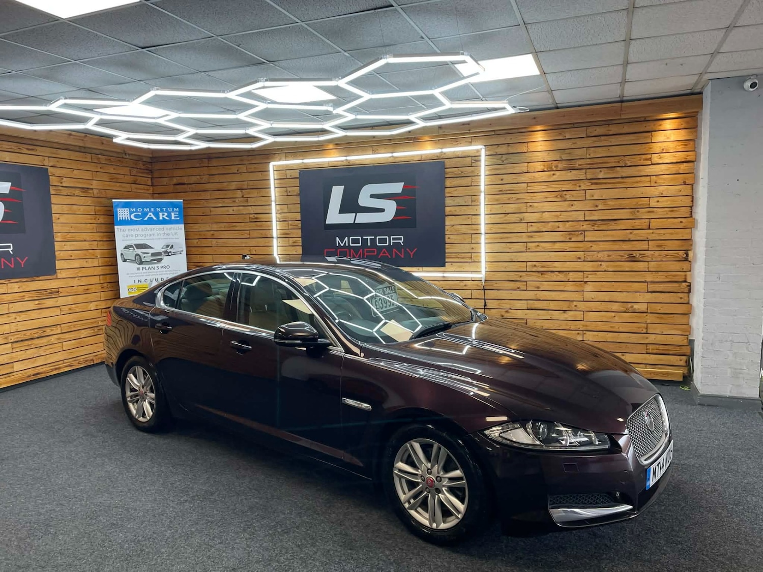 Used Jaguar XF 2014 for sale - 78175468: Photo 3