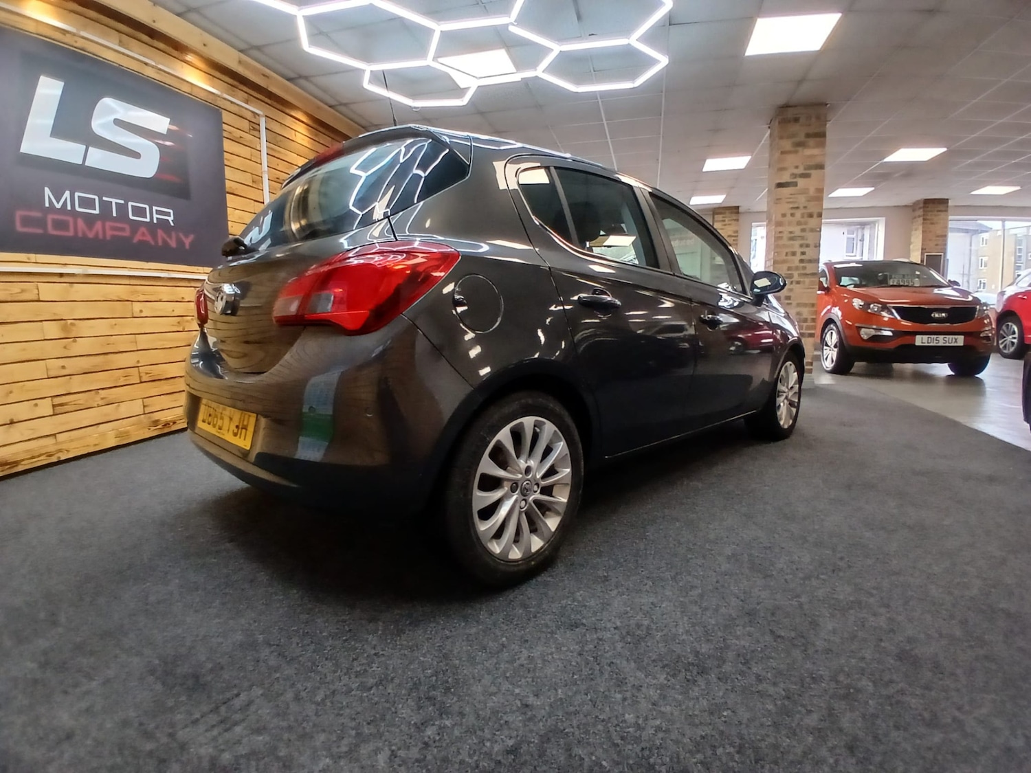 Used Vauxhall Corsa 2015 for sale - 76734757: Photo 5