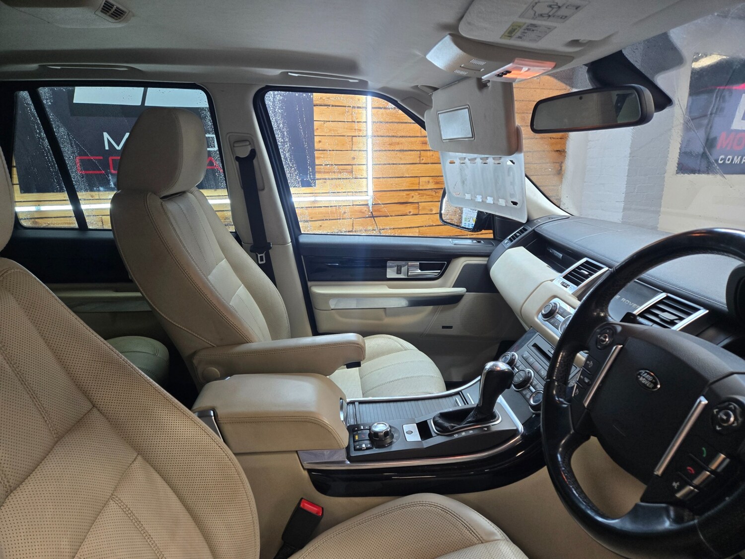 Used Land Rover Range Rover Sport 2010 for sale - 77466101: Photo 9