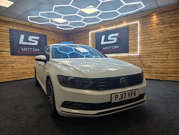 Used Volkswagen Passat 2017 for sale - 76955326: Photo