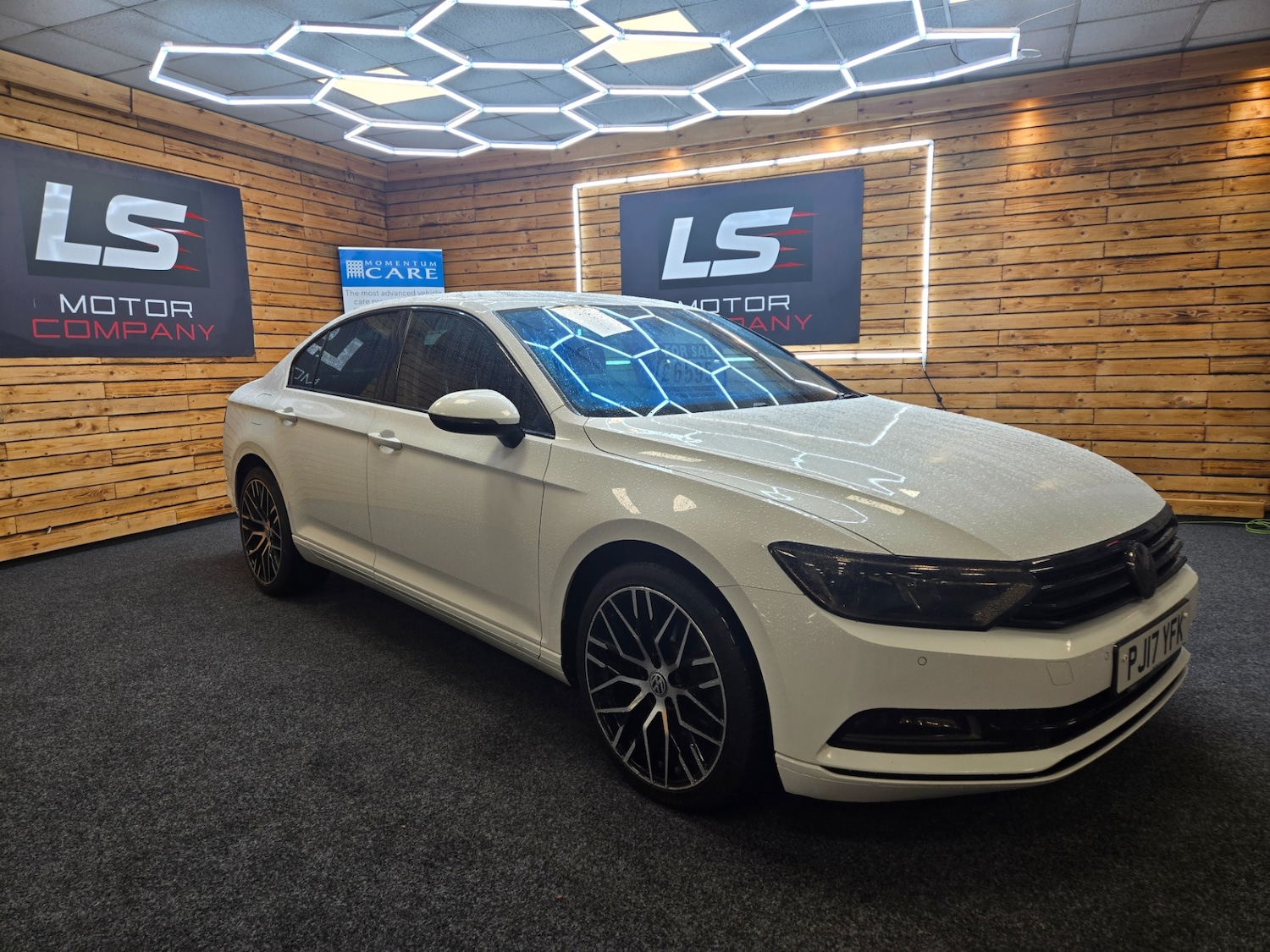 Used Volkswagen Passat 2017 for sale - 76955326: Photo 7