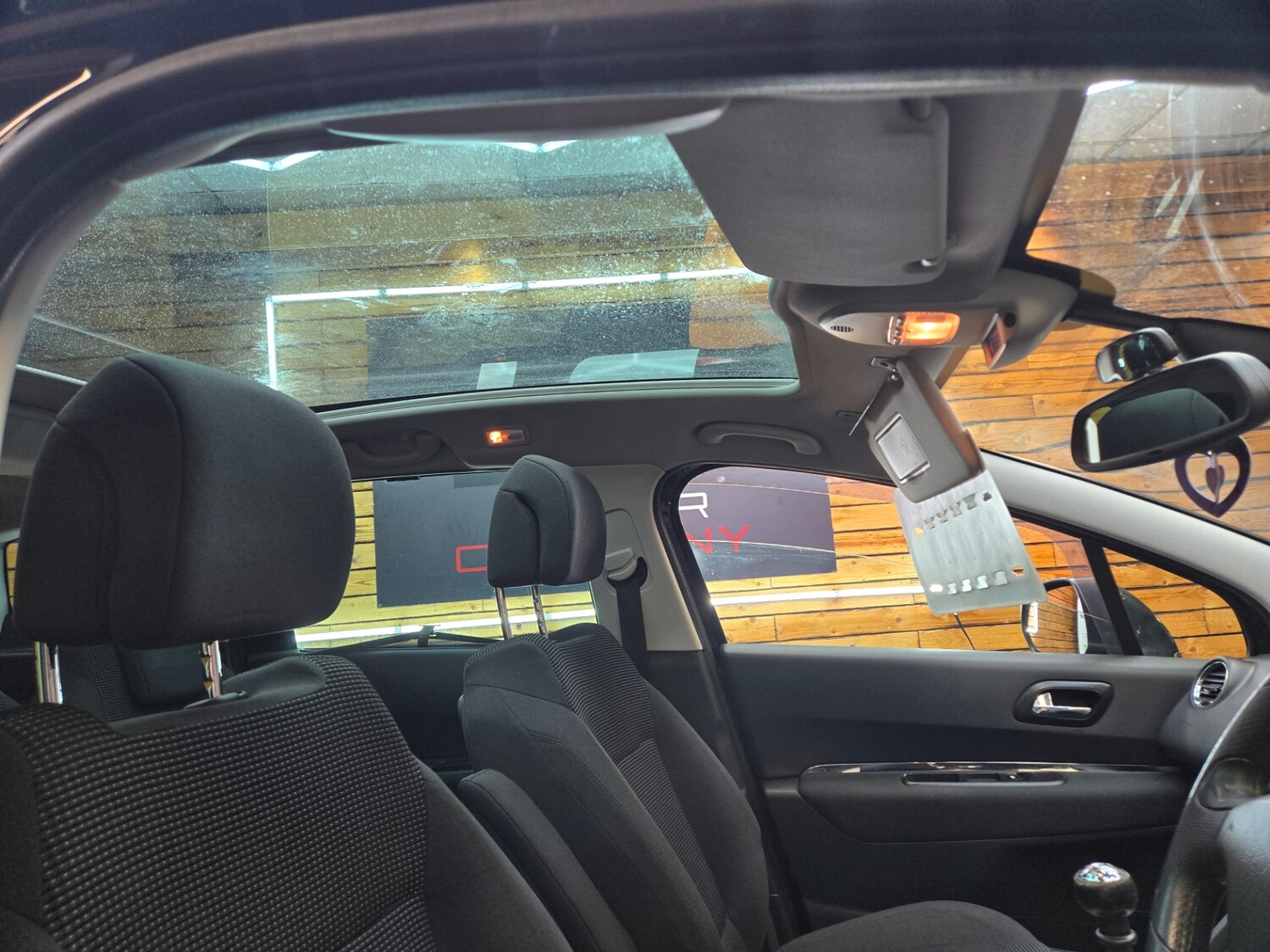 Used Peugeot 5008 2012 for sale - 77390055: Photo 11