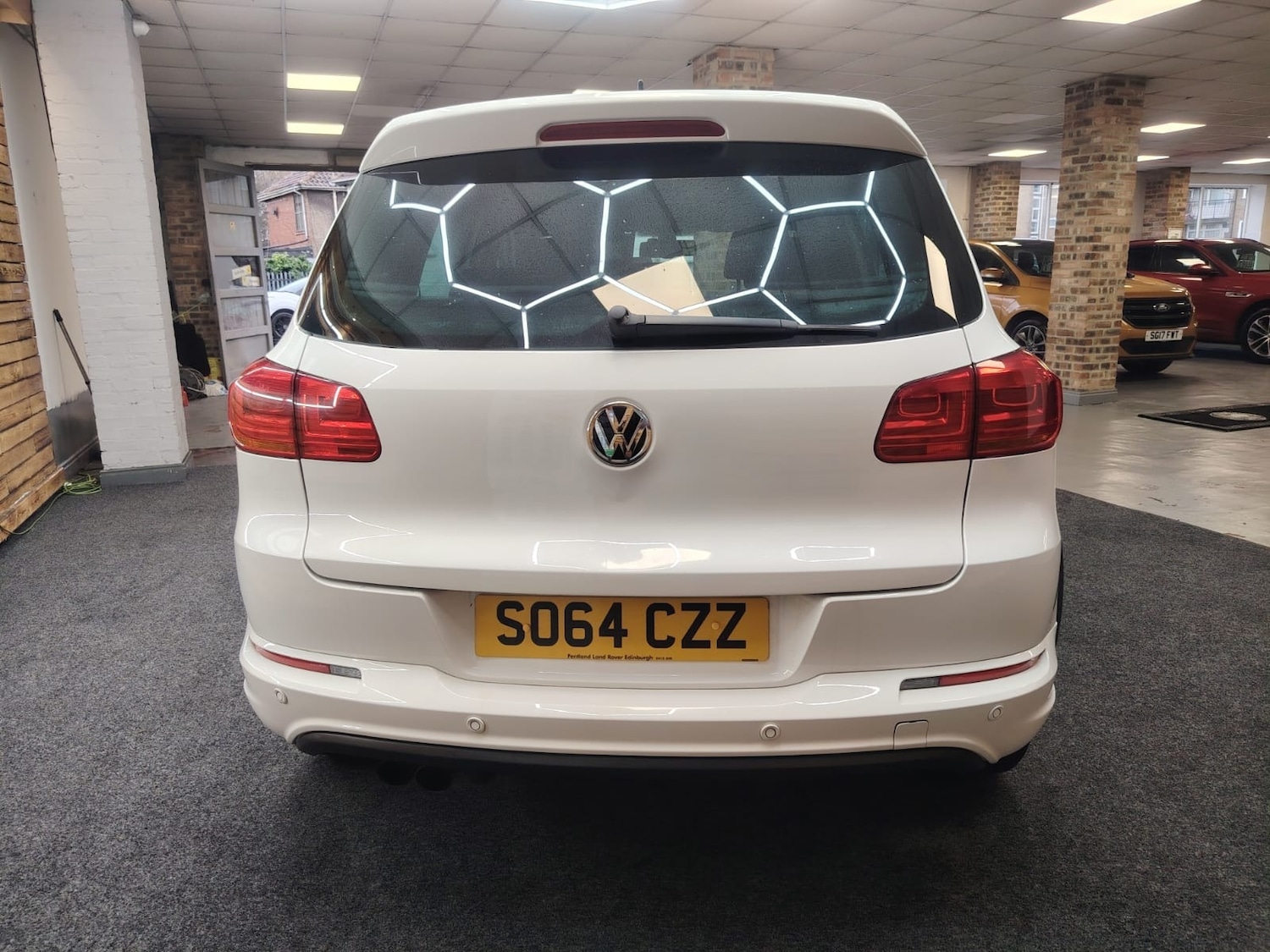 Used Volkswagen Tiguan 2014 for sale - 77001668: Photo 8