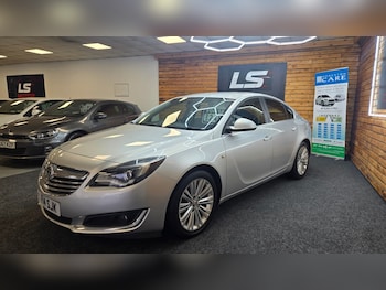 Used Vauxhall Insignia 2014 for sale - 77782092: Photo