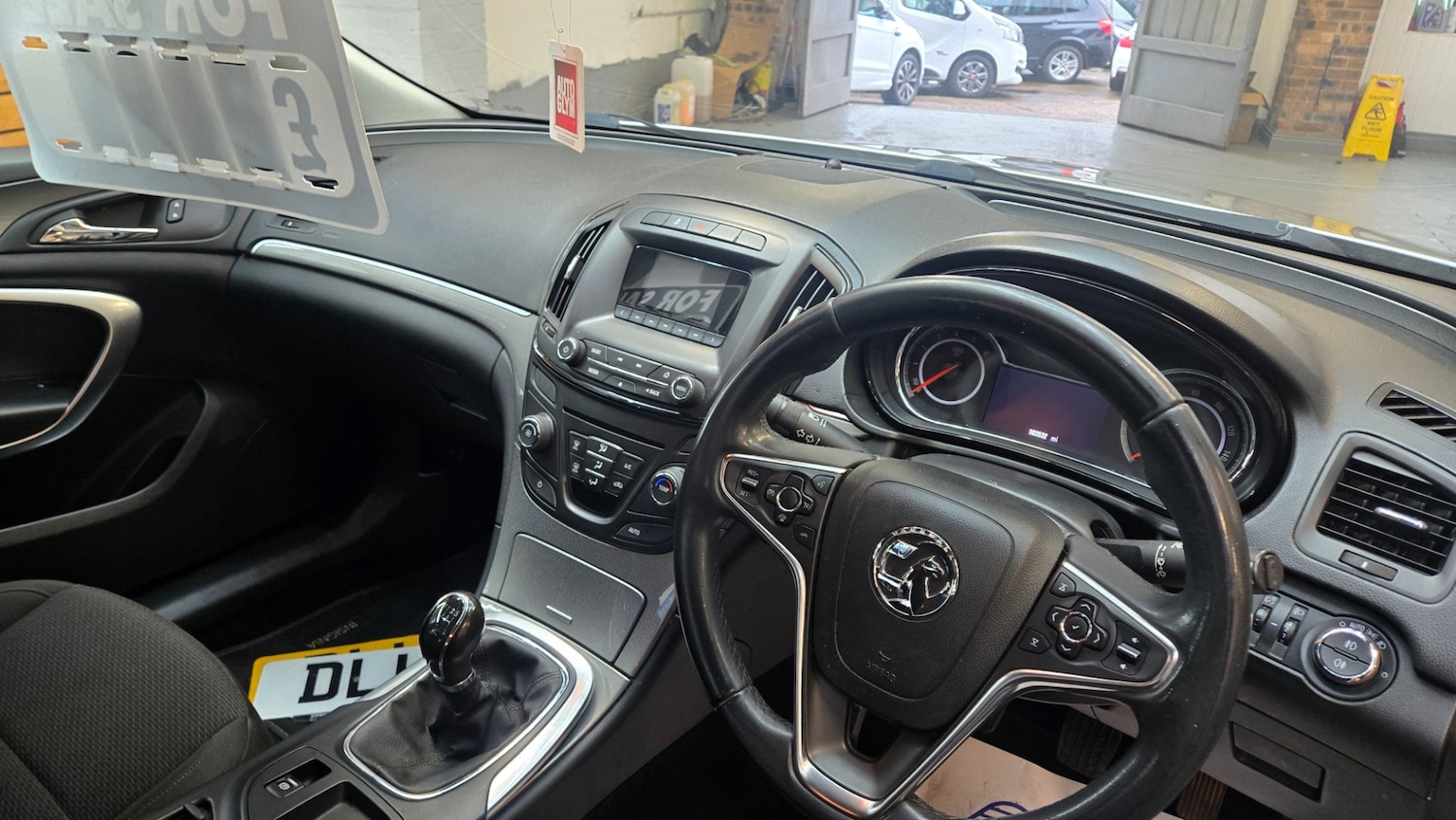 Used Vauxhall Insignia 2014 for sale - 77782092: Photo 9