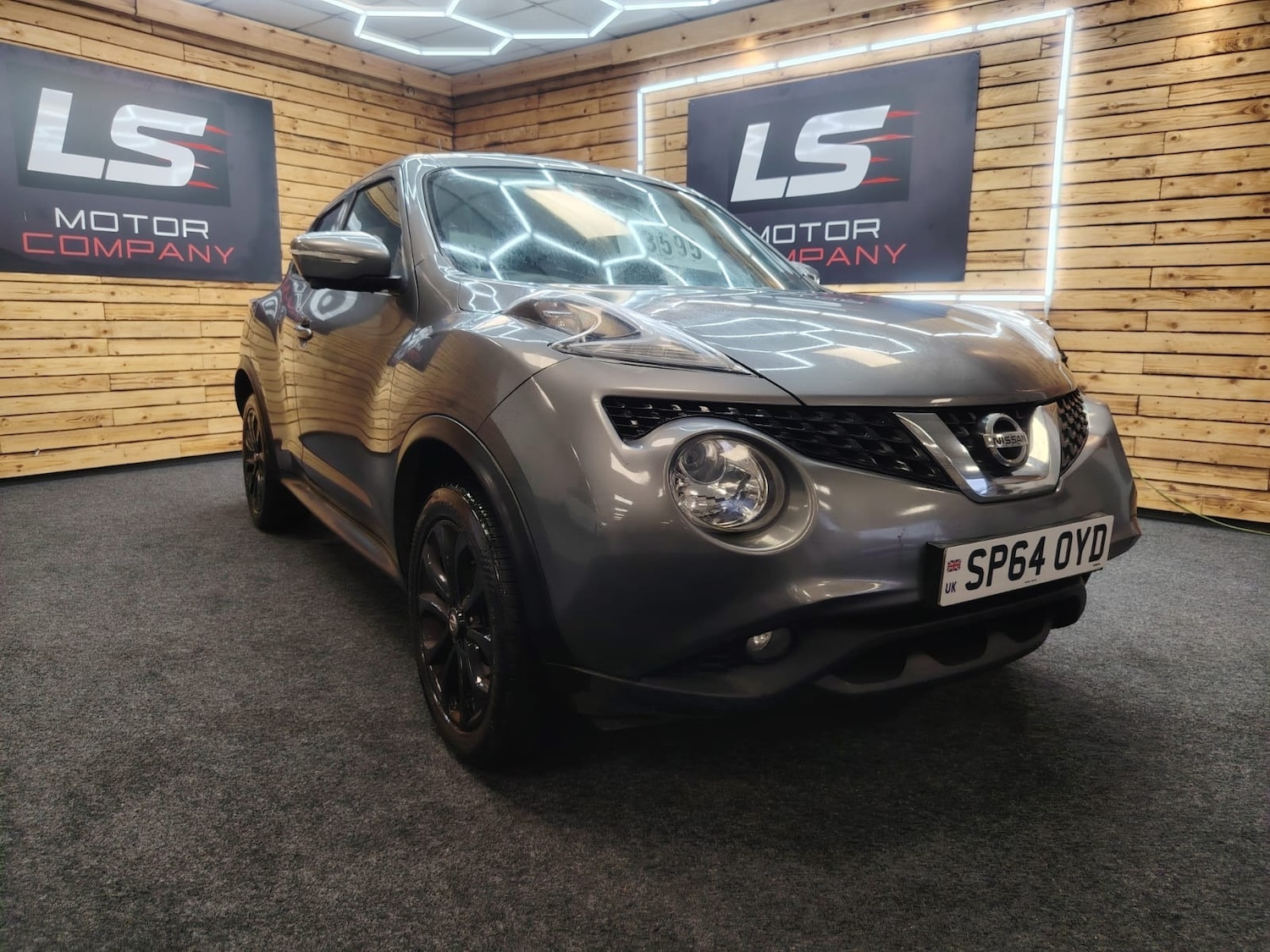 Used Nissan Juke 2014 for sale - 77054624: Photo 2
