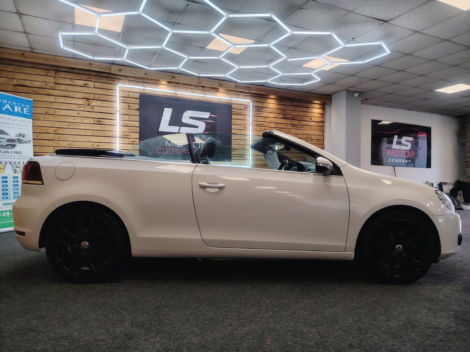 Used Volkswagen Golf 2011 for sale - 77054629: Photo 10