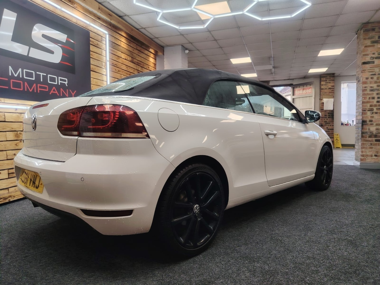 Used Volkswagen Golf 2011 for sale - 77054629: Photo 5