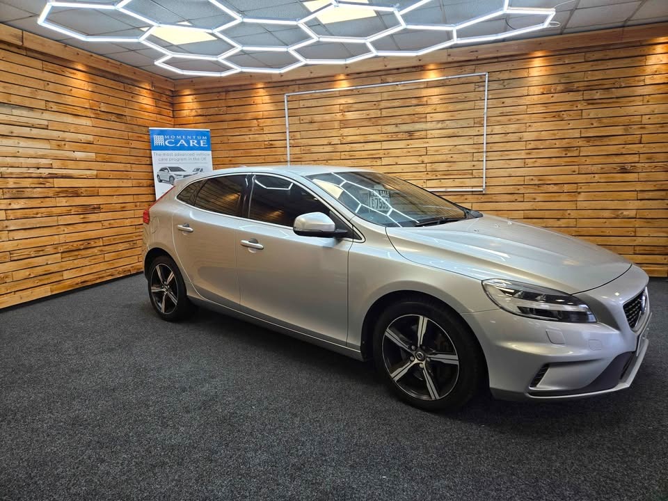 Used Volvo V40 2017 for sale - 76483172: Photo 7