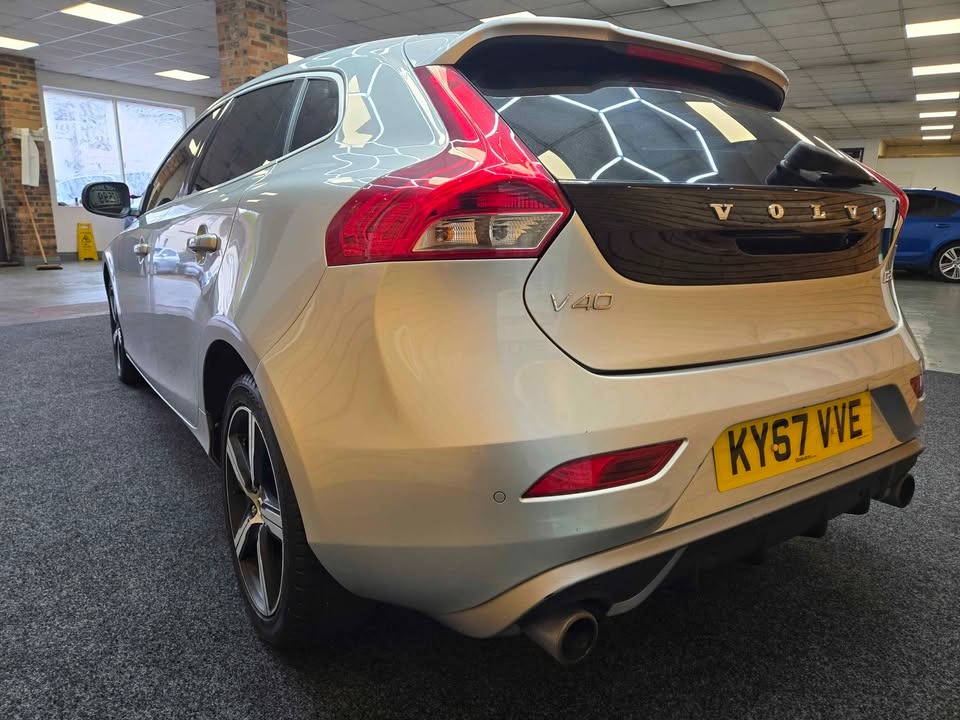 Used Volvo V40 2017 for sale - 76483172: Photo 8