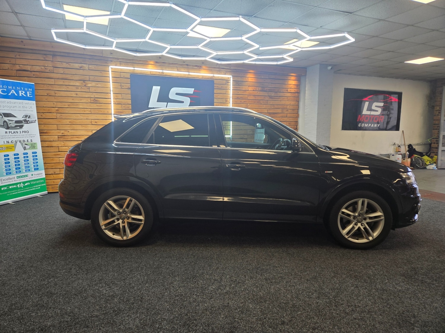 Used Audi Q3 2014 for sale - 76796619: Photo 6