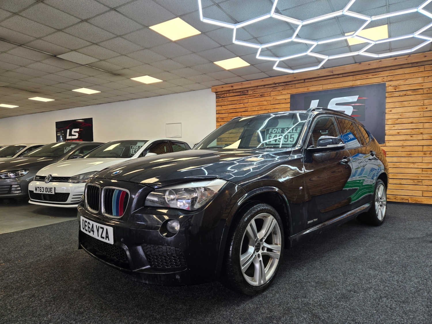 Used BMW X1 2015 for sale - 77669233: Photo 2