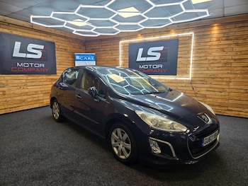 Used Peugeot 308 2013 for sale - 77669246: Photo