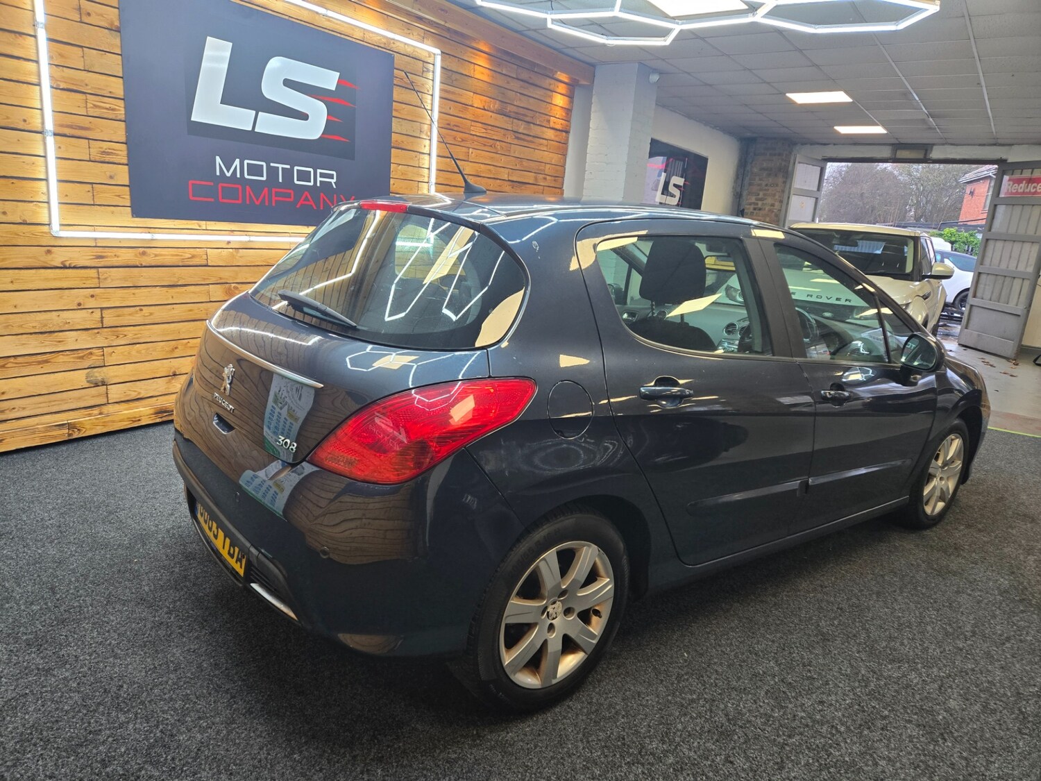 Used Peugeot 308 2013 for sale - 77669246: Photo 6