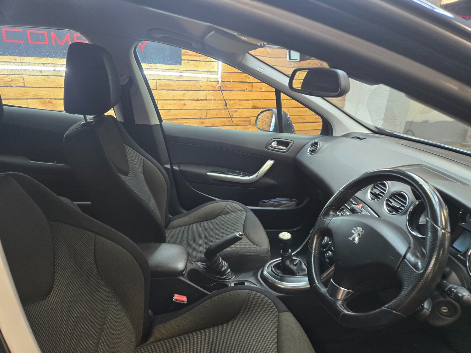 Used Peugeot 308 2013 for sale - 77669246: Photo 7