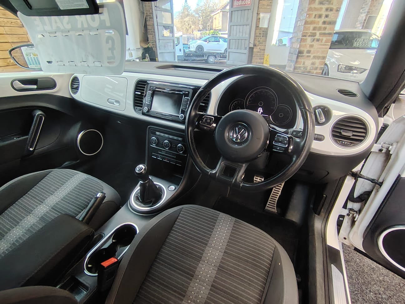 Used Volkswagen Beetle 2013 for sale - 77001620: Photo 16