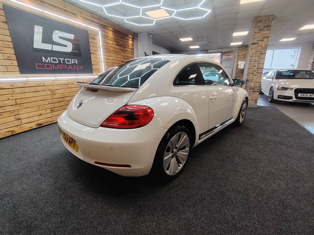Used Volkswagen Beetle 2013 for sale - 77001620: Photo 5