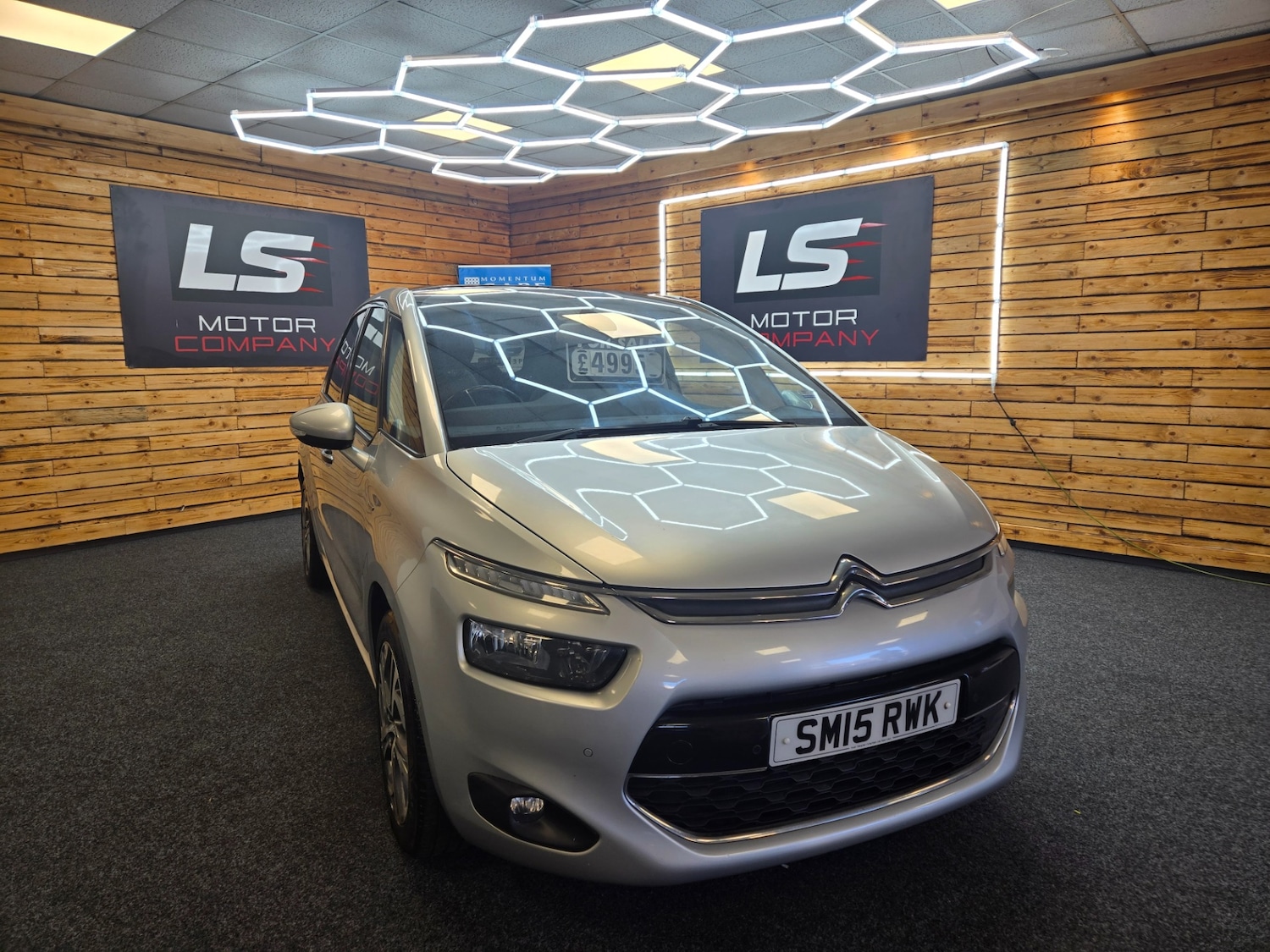 Used Citroen C4 Picasso 2015 for sale - 76796602: Photo 2