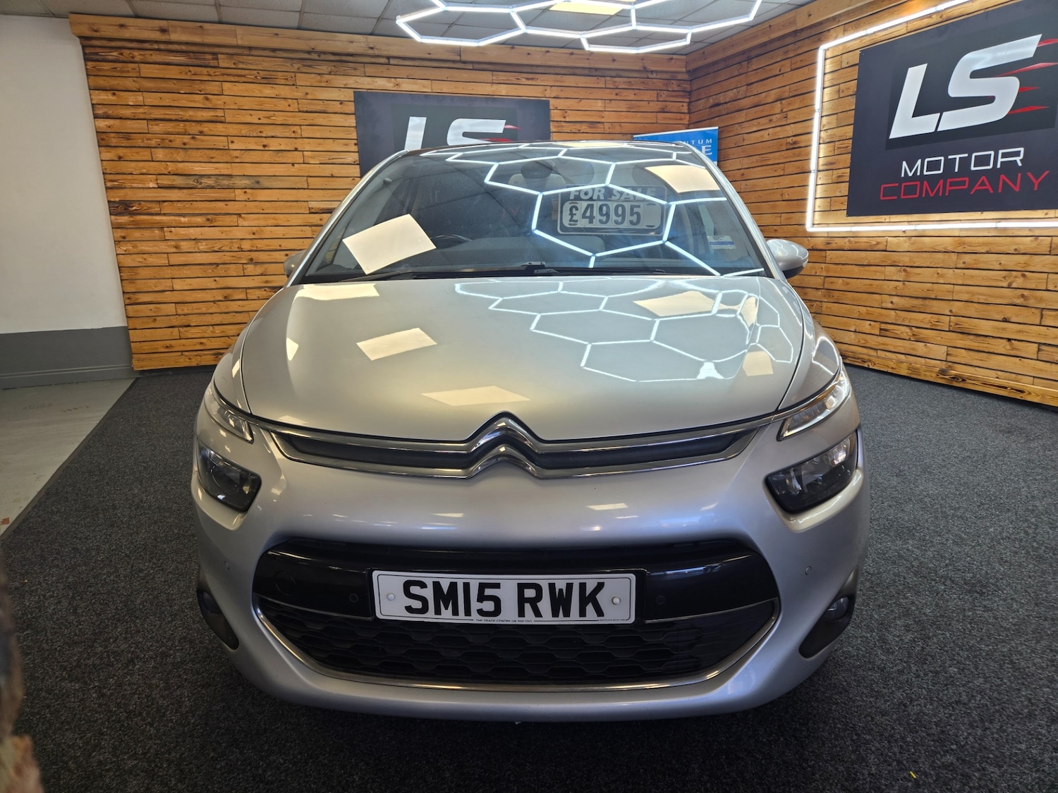 Used Citroen C4 Picasso 2015 for sale - 76796602: Photo 3
