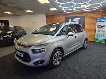 Used Citroen C4 Picasso 2015 for sale - 76796602: Photo