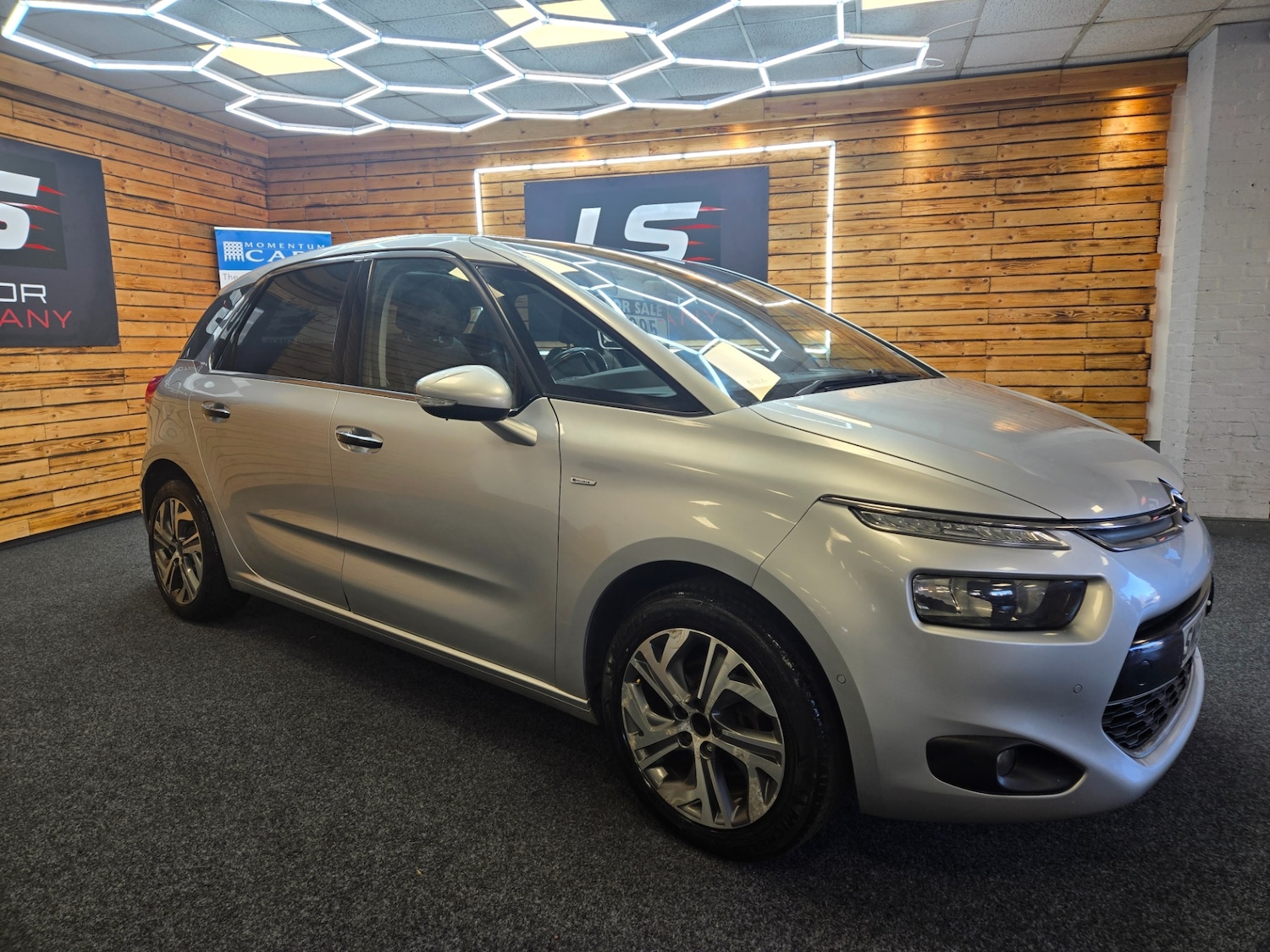 Used Citroen C4 Picasso 2015 for sale - 76796602: Photo 7