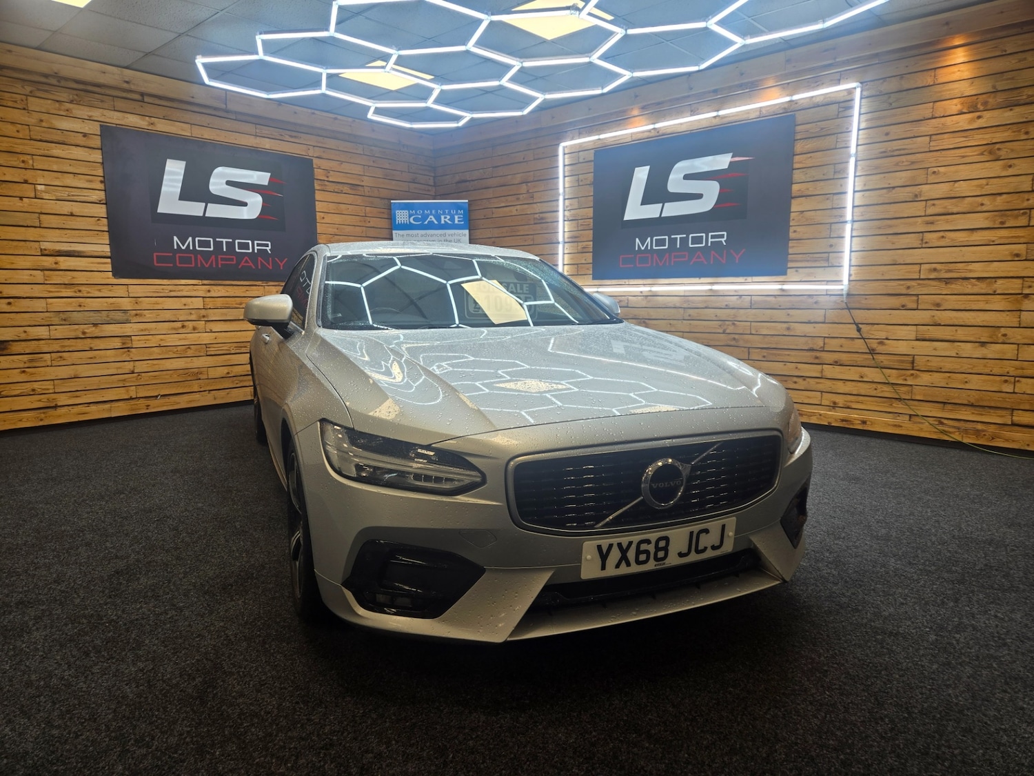 Used Volvo S90 2018 for sale - 76955348: Photo 3