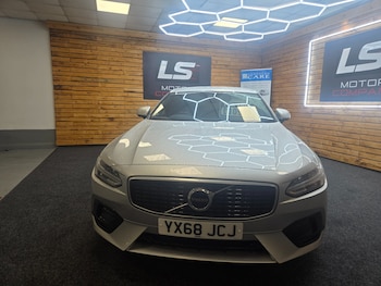 Used Volvo S90 2018 for sale - 76955348: Photo