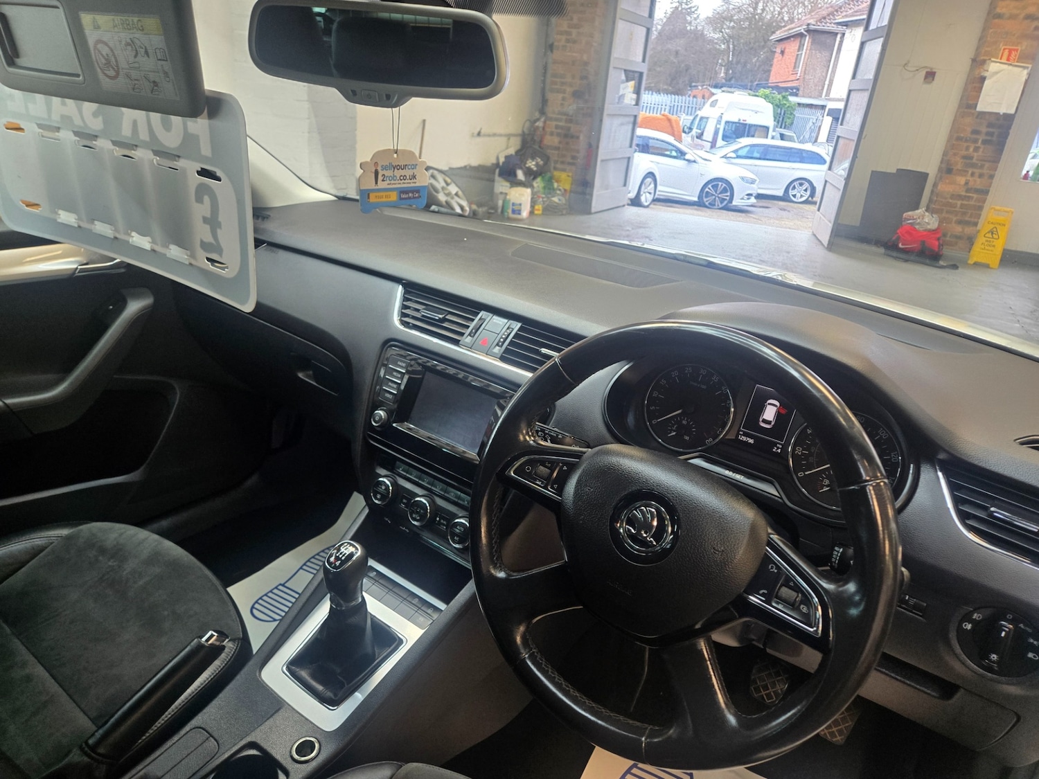 Used Skoda Octavia 2014 for sale - 77698510: Photo 11