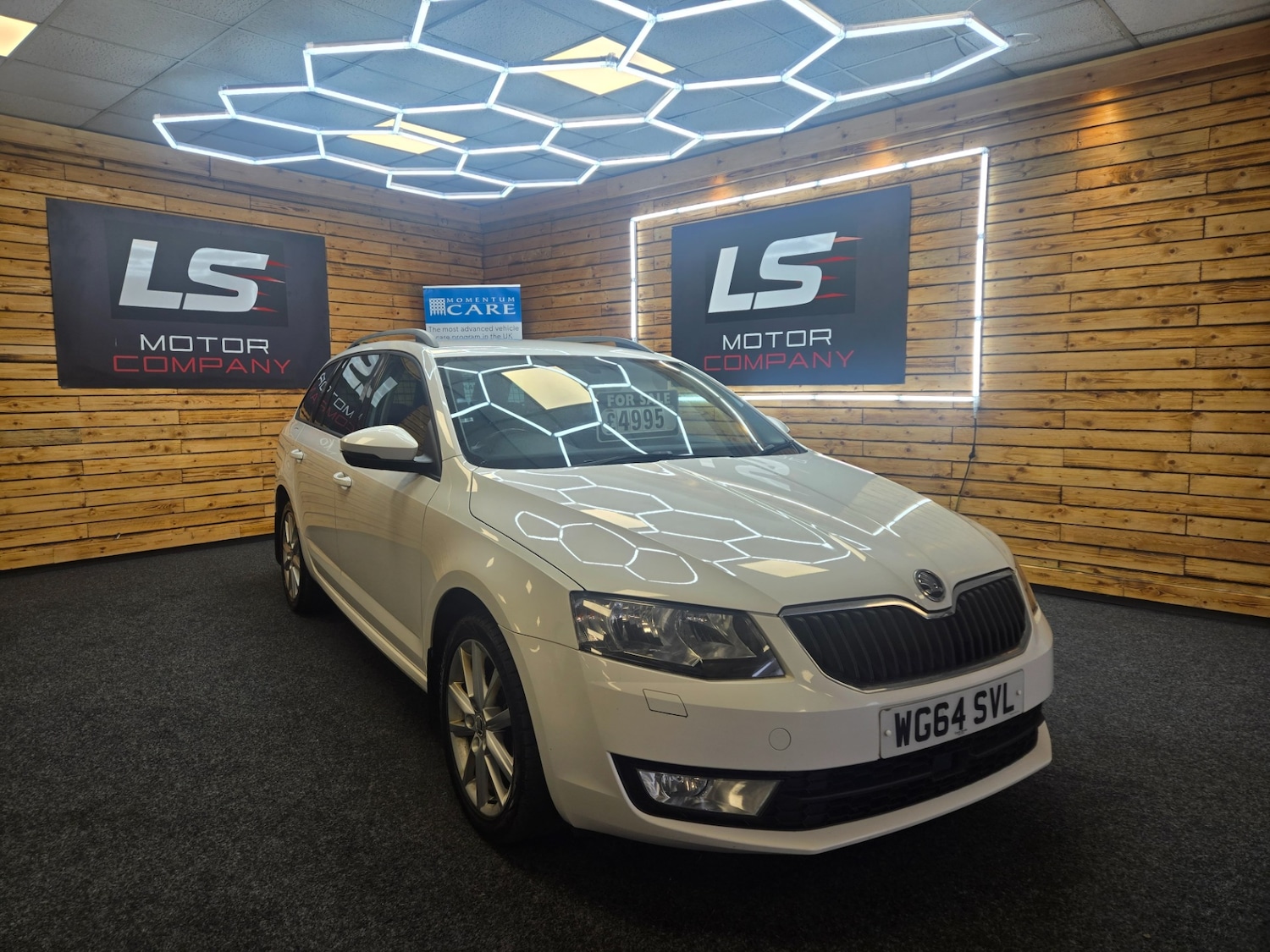 Used Skoda Octavia 2014 for sale - 77698510: Photo 2