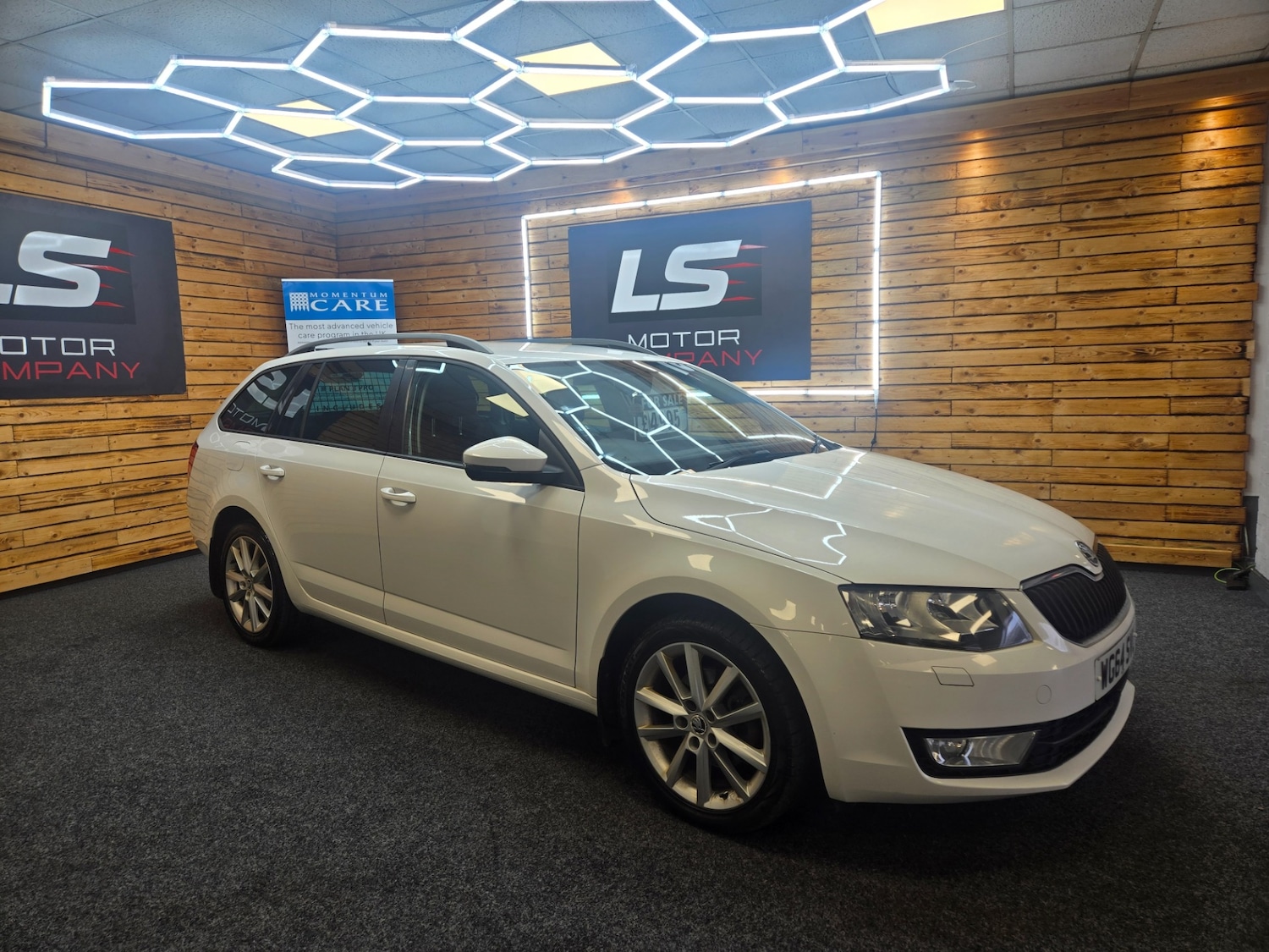Used Skoda Octavia 2014 for sale - 77698510: Photo 3
