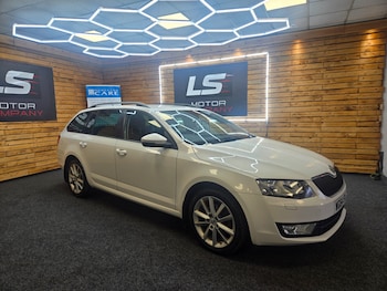 Used Skoda Octavia 2014 for sale - 77698510: Photo
