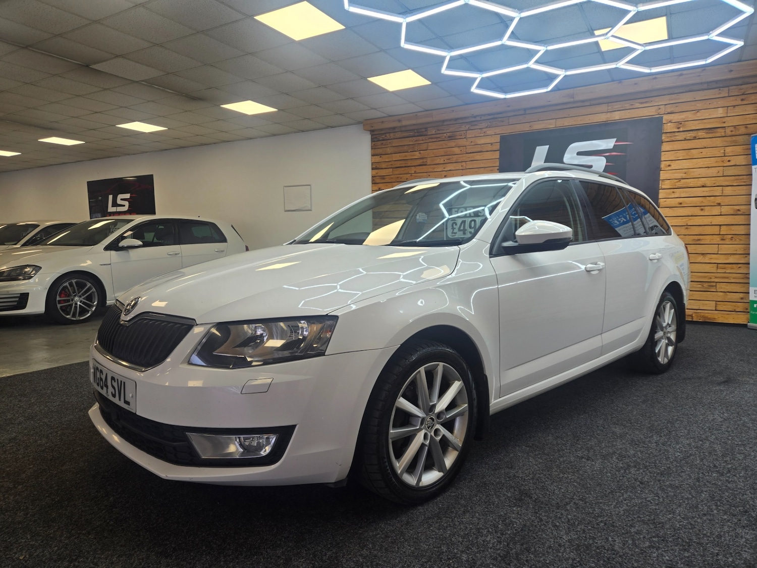 Used Skoda Octavia 2014 for sale - 77698510: Photo 5