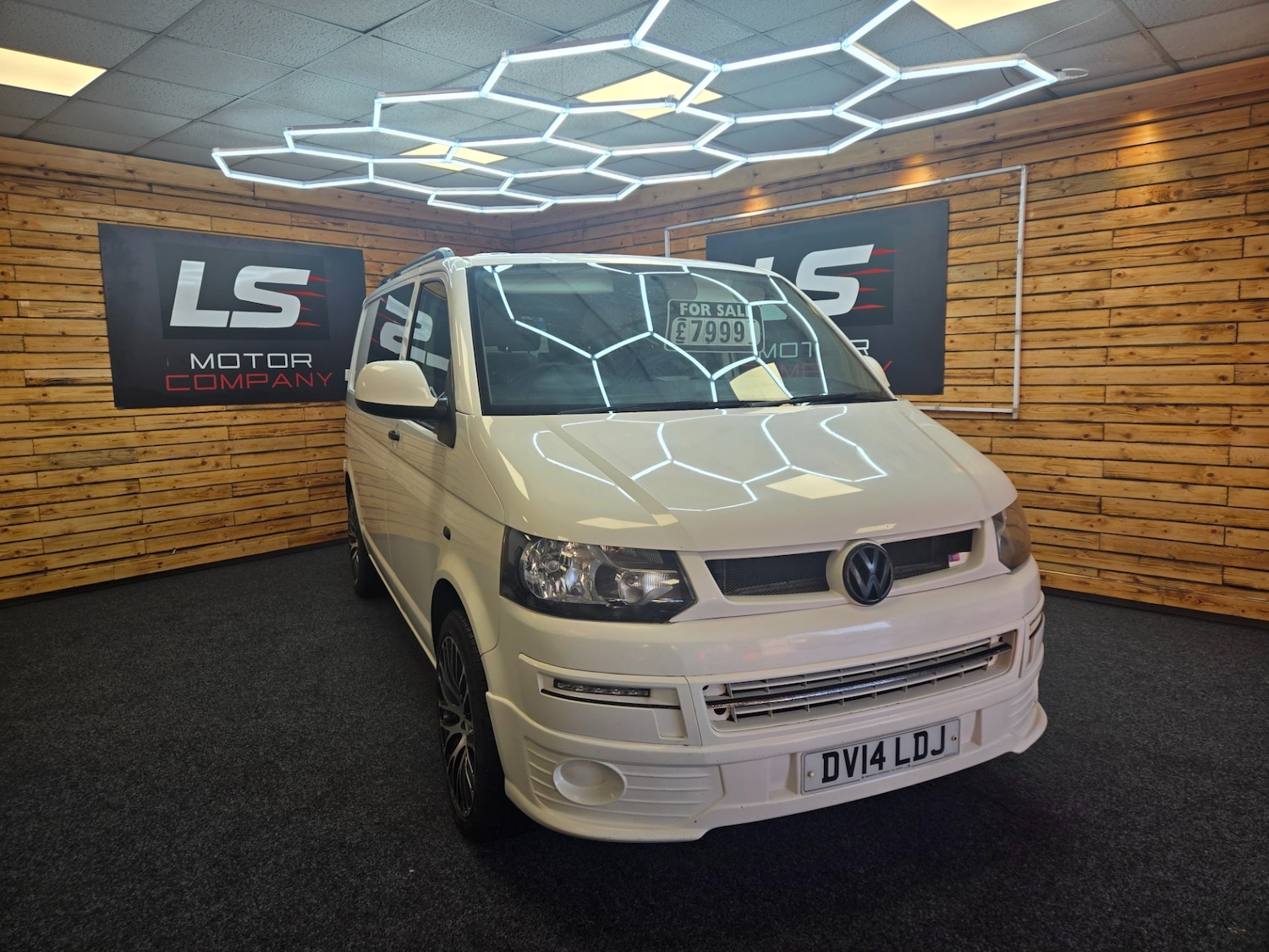 Used Volkswagen Transporter 2014 for sale - 76649583: Photo 3