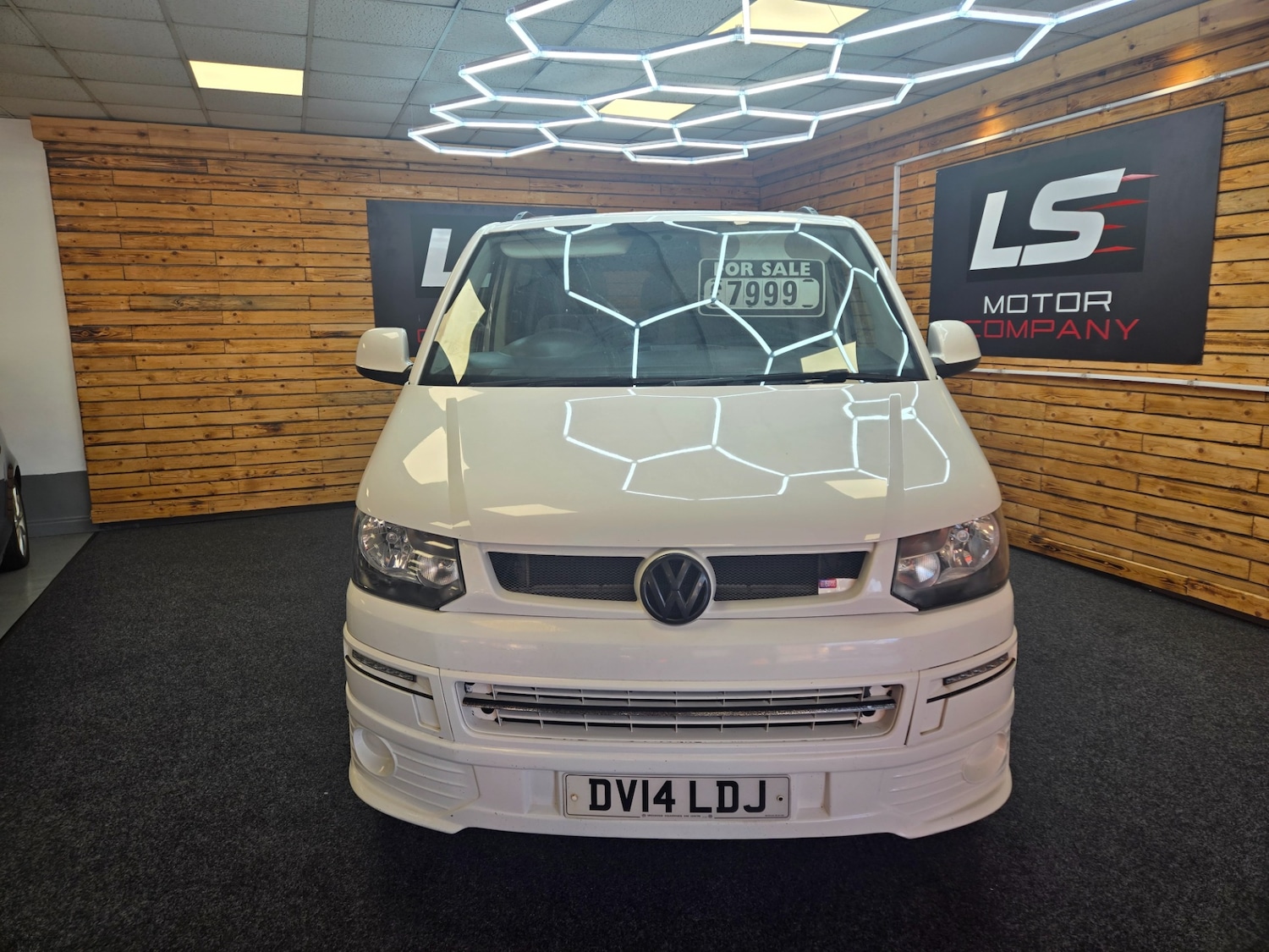 Used Volkswagen Transporter 2014 for sale - 76649583: Photo 4
