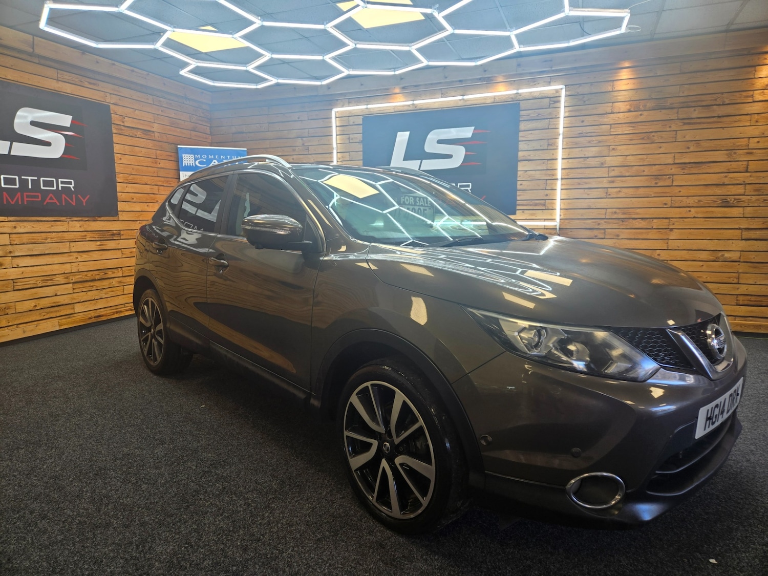 Used Nissan Qashqai 2014 for sale - 76796597: Photo 4