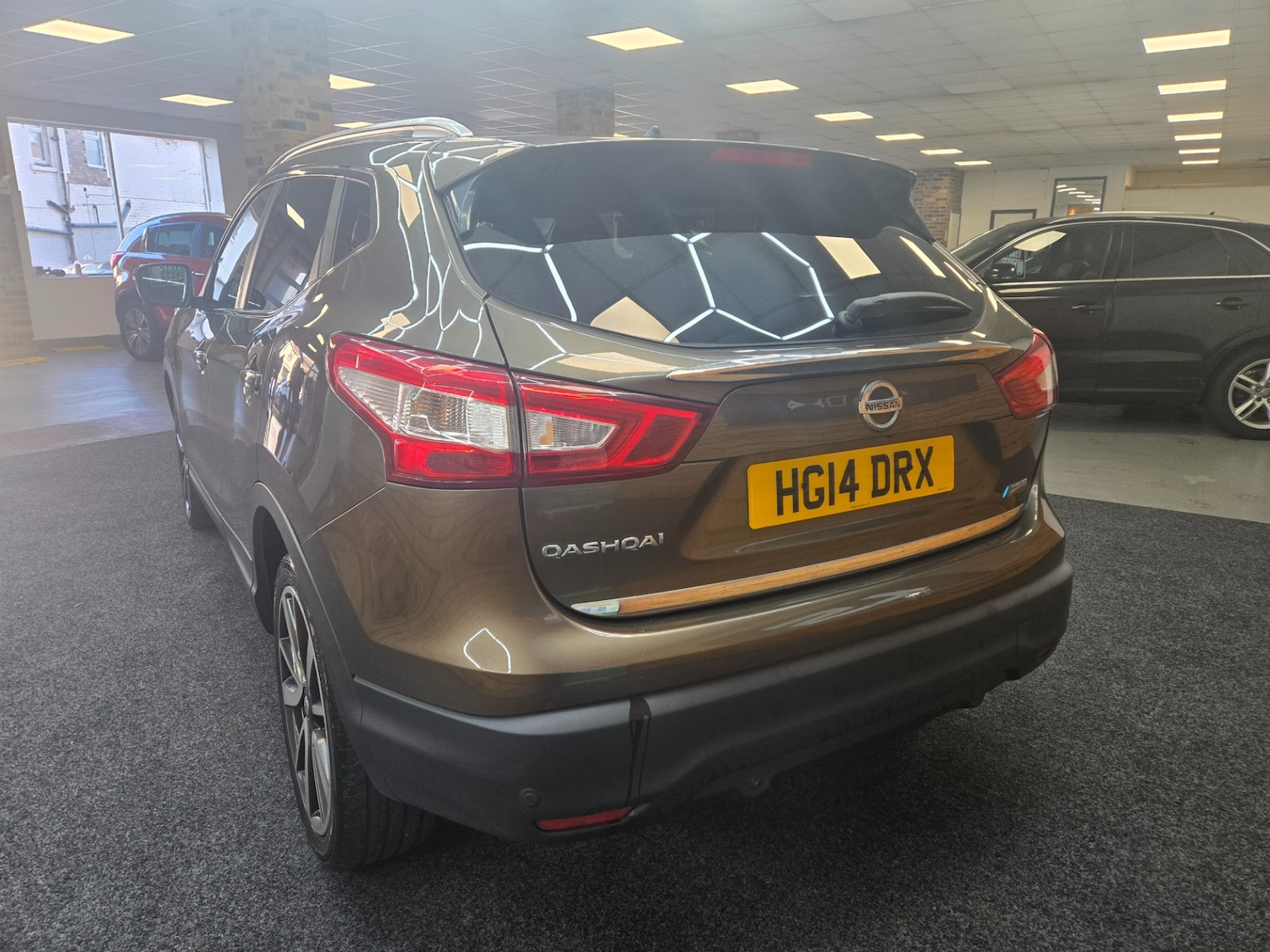 Used Nissan Qashqai 2014 for sale - 76796597: Photo 9