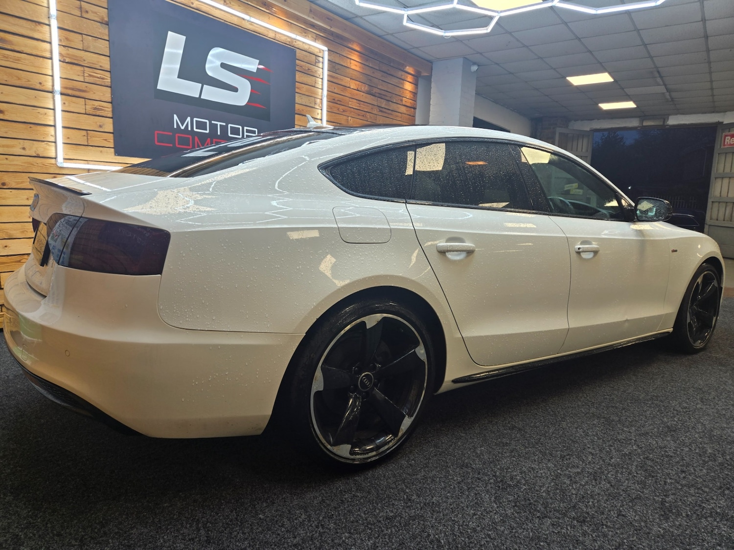 Used Audi A5 2015 for sale - 76955323: Photo 8