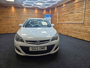 Used Vauxhall Astra 2013 for sale - 76483275: Photo