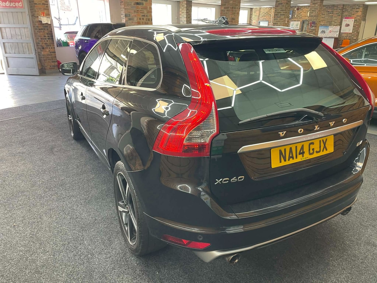 Used Volvo XC60 2014 for sale - 78143658: Photo 11