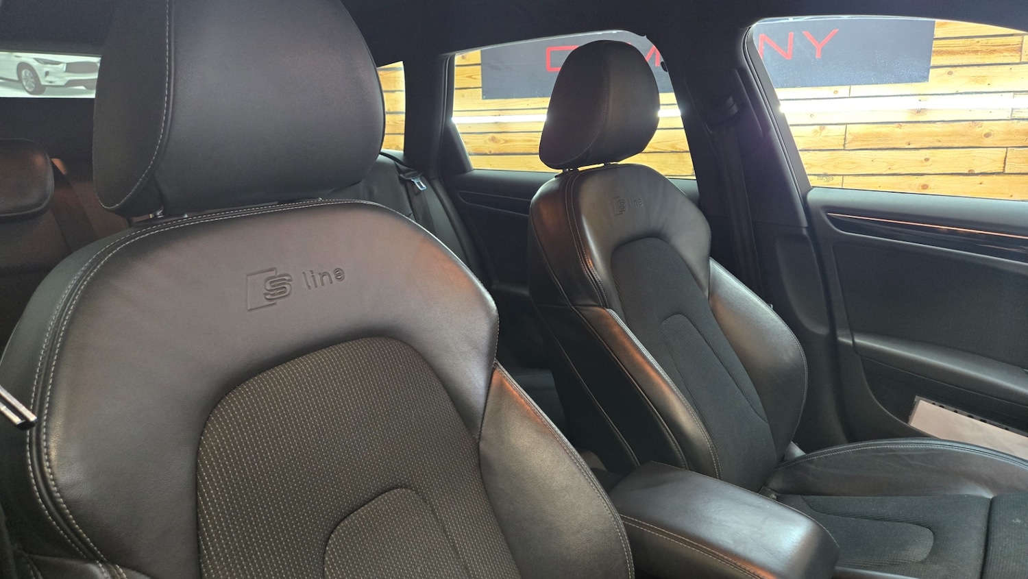 Used Audi A4 2013 for sale - 77996339: Photo 8