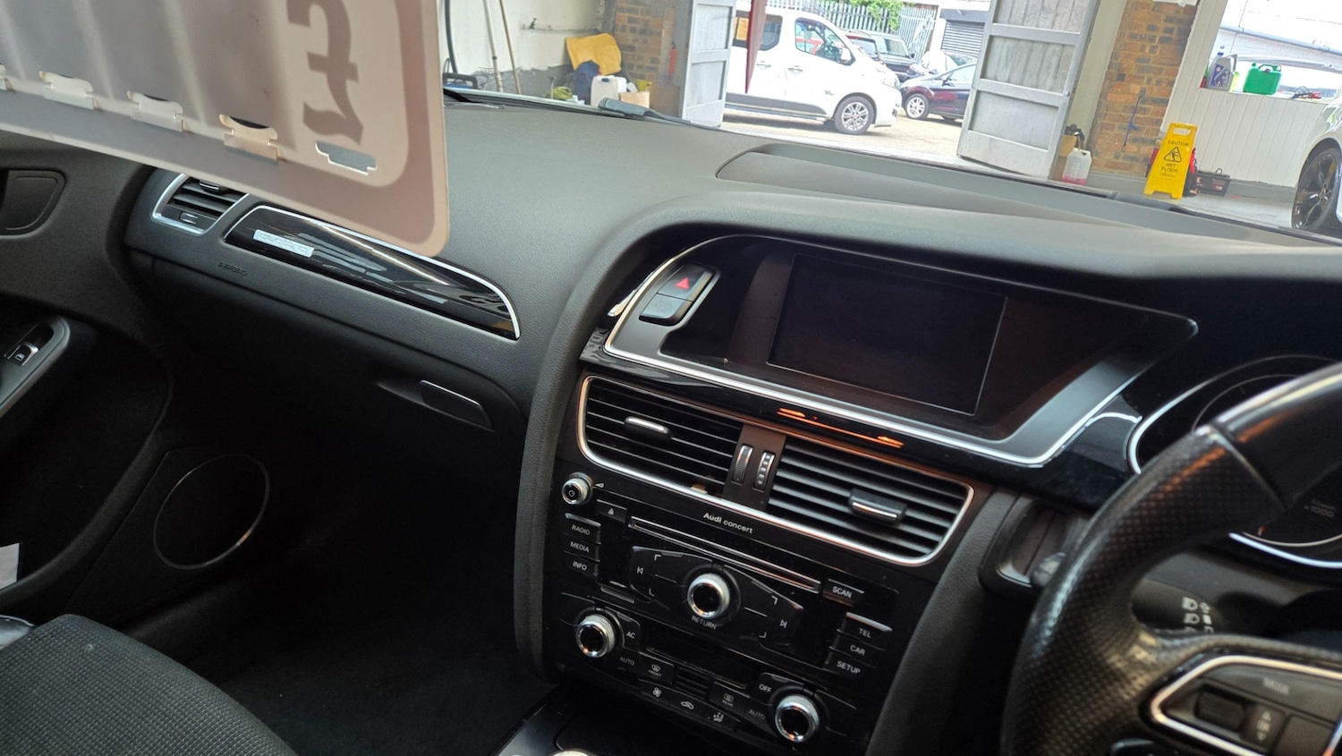 Used Audi A4 2013 for sale - 77996339: Photo 9