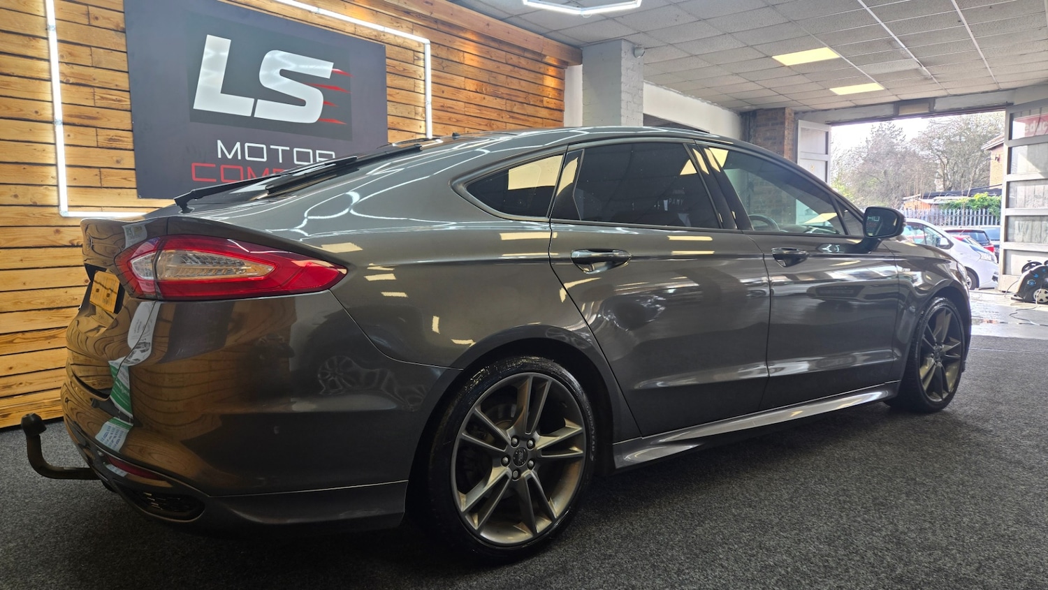 Used Ford Mondeo 2017 for sale - 77973050: Photo 9