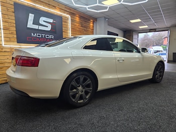 Used Audi A5 2010 for sale - 77698511: Photo